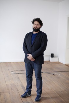  Juan A. Gaitán, Curator of the 8th Berlin Biennale 