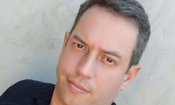 Ex-assessor de Carlos Bolsonaro, Luciano Querido é nomeado presidente da Funarte