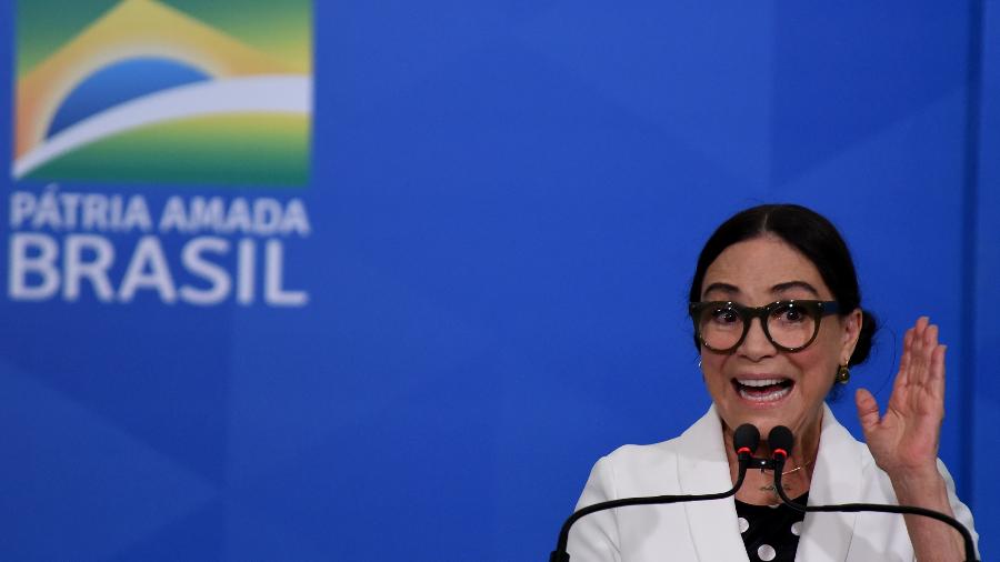 Exoneração de Regina Duarte da secretaria de Cultura é publicada no DOU