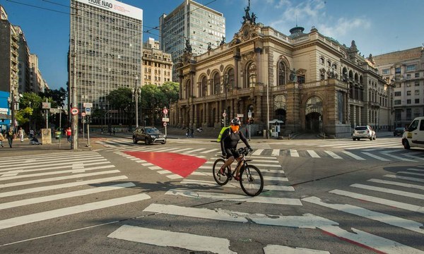 Prefeitura de SP contratará shows feitos em casa; estado abre linha de crédito para classe artística