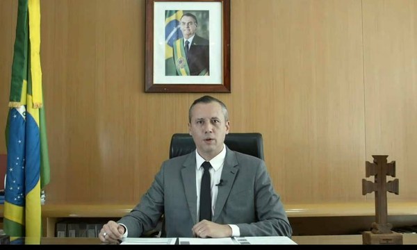 Roberto Alvim copia discurso do nazista Joseph Goebbels e causa onda de indignação