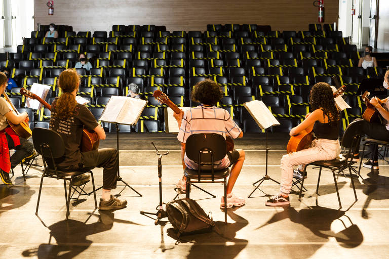 Cultura perde metade de seu orçamento federal na última década e segue em queda