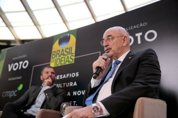 Osmar Terra diz que pacto com estatais deve descentralizar investimentos culturais