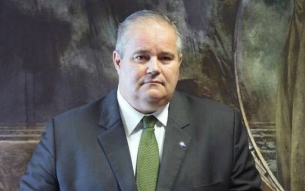 Secretário Nacional da Cultura reage a atos de censura e pede demissão