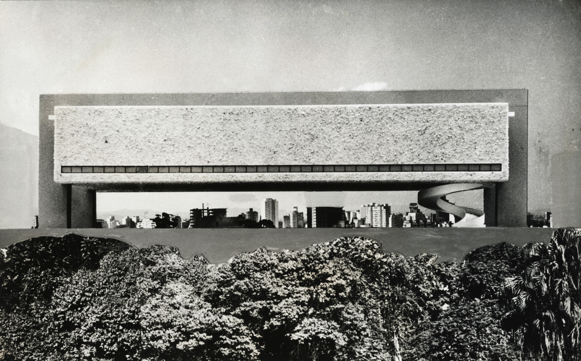 Celebrating 50 years of Lina Bo Bardi's MASP at Instituto Bardi / Casa de Vidro