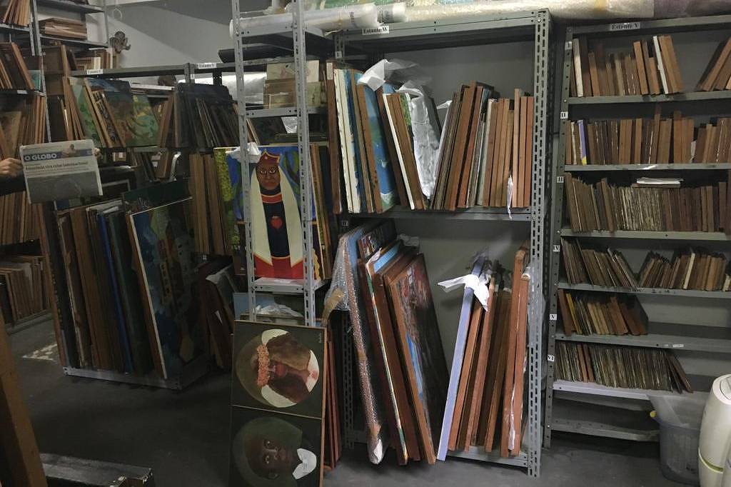 Museu de Arte Naïf, no Rio, tem 6.000 obras sem destino após venda de sede