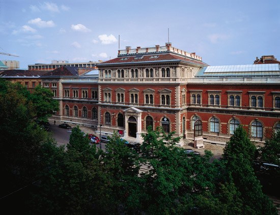 New Director Christoph Thun-Hohenstein to re-position MAK Vienna