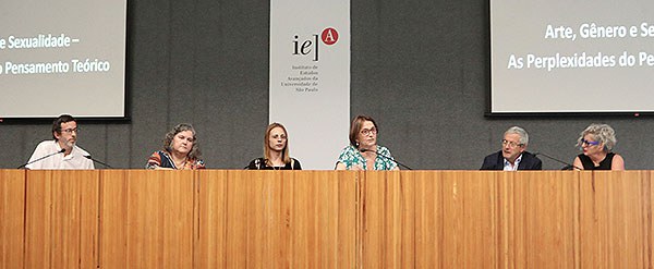 A arte como meio de reflexão sobre corpo, gênero e sexualidade