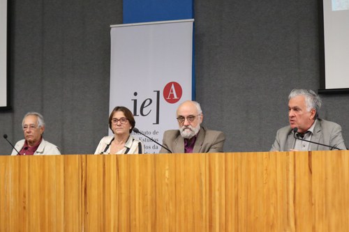 Discussão sobre desafios do futuro inaugura jornada que relaciona arte e ciência