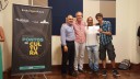 Fórum Permanente recebendo certificado