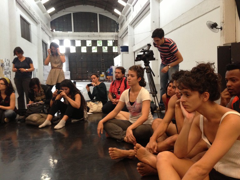 visita ao Centro de Artes e as Redes da Maré_34