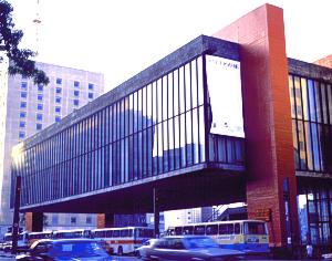 Arquiteta: Lina Bo Bardi