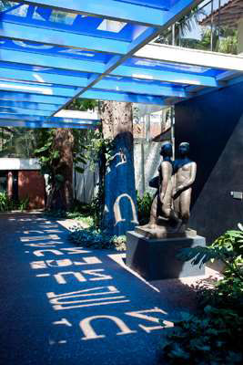 Intervenção de Regina Silveira no museu Lasar Segall - ( foto Sérgio Guerini.)
